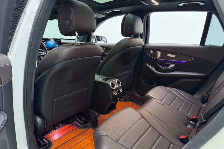 Used Mercedes-Benz GLC 2022 Refreshed GLC 300 L 4MATIC Dynamic Edition Interior 10