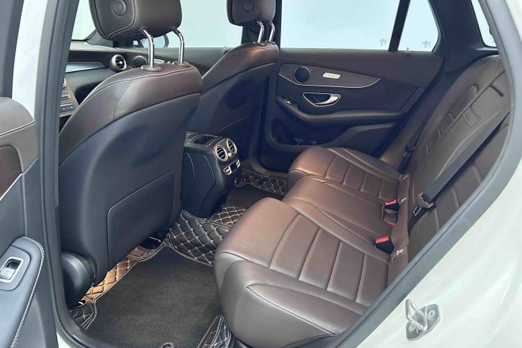 Used Mercedes-Benz GLC 2022 GLC 300 L 4MATIC Dynamic Edition Prestige Model Interior 2