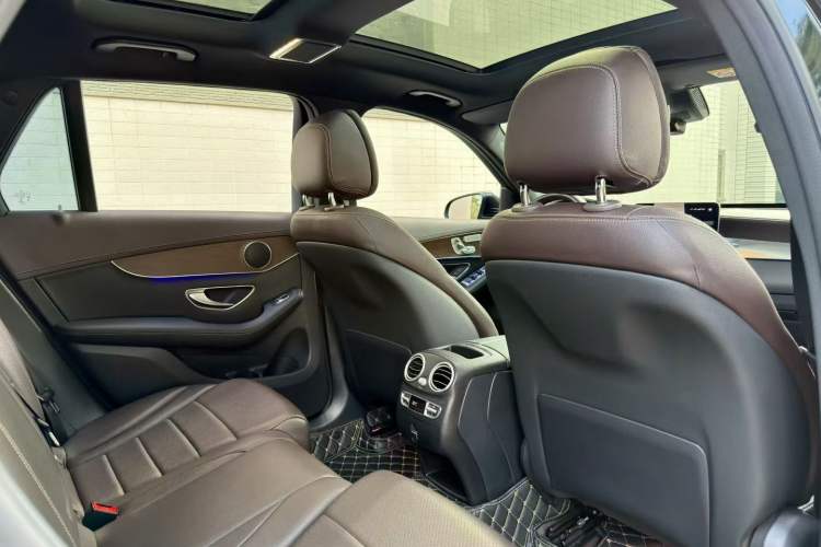 Used Mercedes-Benz GLC 2022 GLC 300 L 4MATIC Dynamic Edition Prestige Model Interior 2