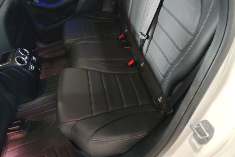 Used Mercedes-Benz GLC 2022 Facelift GLC 300 L 4MATIC Luxury Edition Interior 4