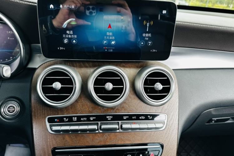 Used Mercedes-Benz GLC 2022 Refreshed GLC 300 L 4MATIC Dynamic Edition Prestige Version Interior 5