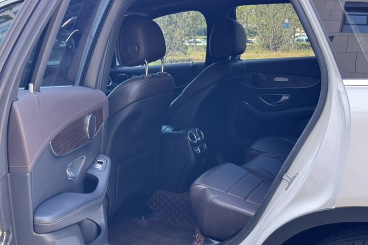 Used Mercedes-Benz GLC 2022 GLC 300 L 4MATIC Dynamic Edition Prestige Model Interior 6