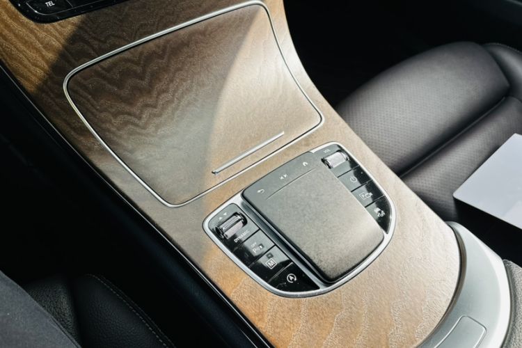 Used Mercedes-Benz GLC 2022 Refreshed GLC 300 L 4MATIC Dynamic Edition Prestige Version Interior 8