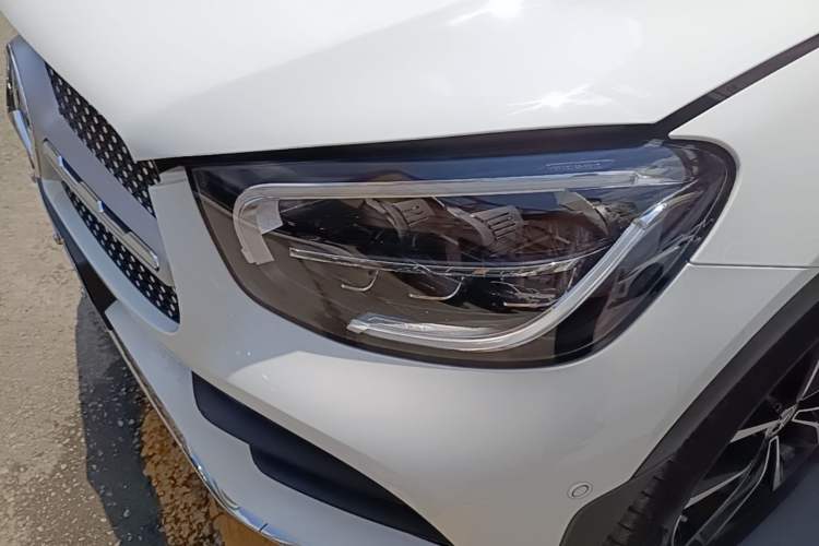 Used Mercedes-Benz GLC 2022 Second Facelift GLC 260 L 4MATIC Luxury Edition Left Front Headlight