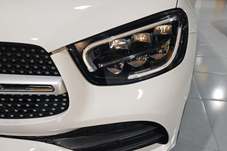 Used Mercedes-Benz GLC 2022 Second Facelift GLC 260 L 4MATIC Luxury Edition Left Front Headlight