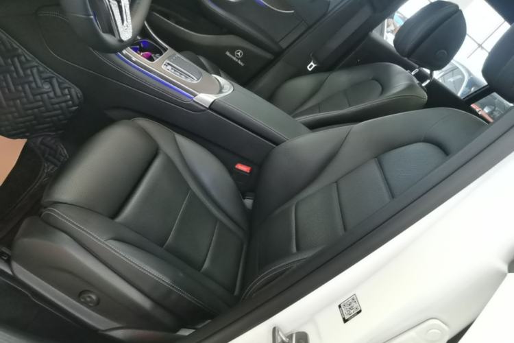 Used Mercedes-Benz GLC 2022 Facelift GLC 260 L 4MATIC Luxury Edition Left Front Seat
