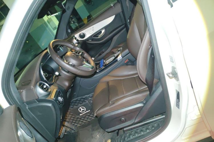 Used Mercedes-Benz GLC 2022 Facelifted GLC 260 L 4MATIC Dynamic Edition Left Front Seat