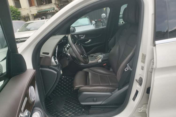 Used Mercedes-Benz GLC 2022 GLC 300 L 4MATIC Dynamic Edition Prestige Model Left Front Seat