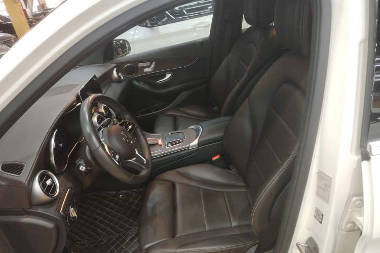 Used Mercedes-Benz GLC 2022 Refreshed GLC 300 L 4MATIC Dynamic Edition Prestige Version Left Front Seat