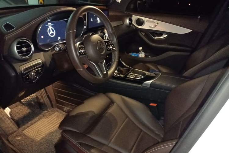 Used Mercedes-Benz GLC 2022 Facelifted GLC 260 L 4MATIC Dynamic Edition Left Front Seat