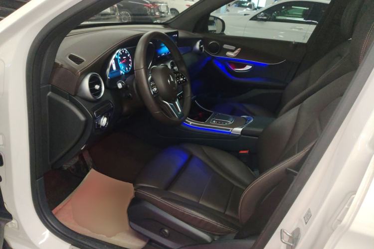 Used Mercedes-Benz GLC 2022 Refreshed GLC 300 L 4MATIC Dynamic Edition Prestige Version Left Front Seat
