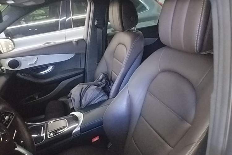 Used Mercedes-Benz GLC 2022 Second Facelift GLC 260 L 4MATIC Dynamic Edition Left Front Seat