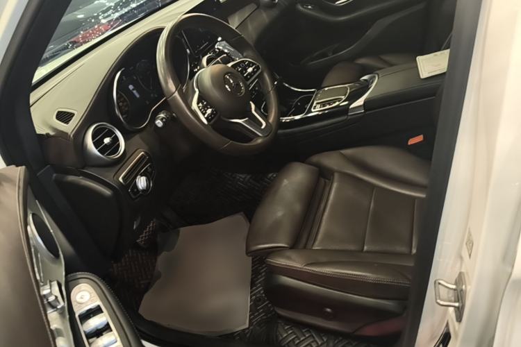 Used Mercedes-Benz GLC 2022 Facelifted GLC 260 L 4MATIC Dynamic Edition Left Front Seat