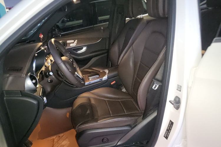 Used Mercedes-Benz GLC 2022 Second Facelift GLC 260 L 4MATIC Luxury Edition Left Front Seat