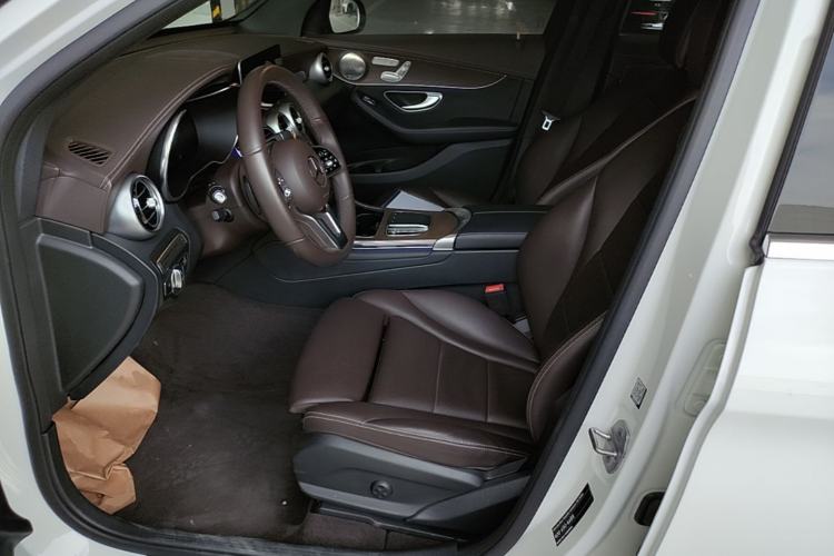 Used Mercedes-Benz GLC 2022 Refreshed GLC 300 L 4MATIC Dynamic Edition Prestige Version Left Front Seat