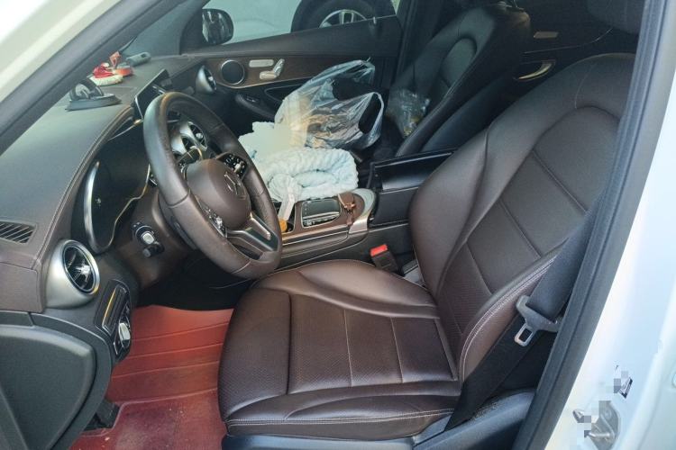 Used Mercedes-Benz GLC 2022 Refreshed GLC 300 L 4MATIC Dynamic Edition Left Front Seat