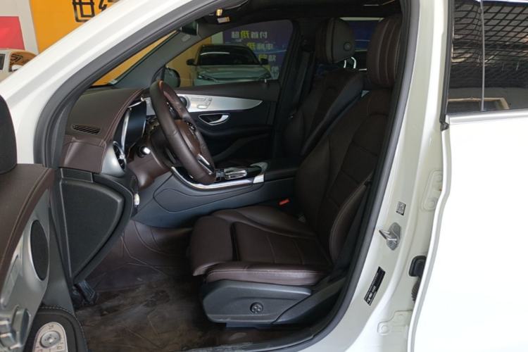 Used Mercedes-Benz GLC 2022 Facelifted GLC 260 L 4MATIC Dynamic Edition Left Front Seat