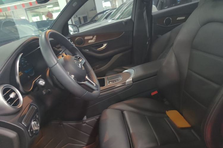 Used Mercedes-Benz GLC 2022 Facelift GLC 300 L 4MATIC Luxury Edition Left Front Seat