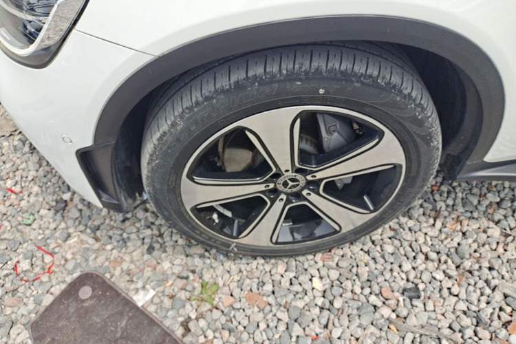 Used Mercedes-Benz GLC 2022 Refreshed GLC 300 L 4MATIC Dynamic Edition Prestige Version Left Front Wheel Hub