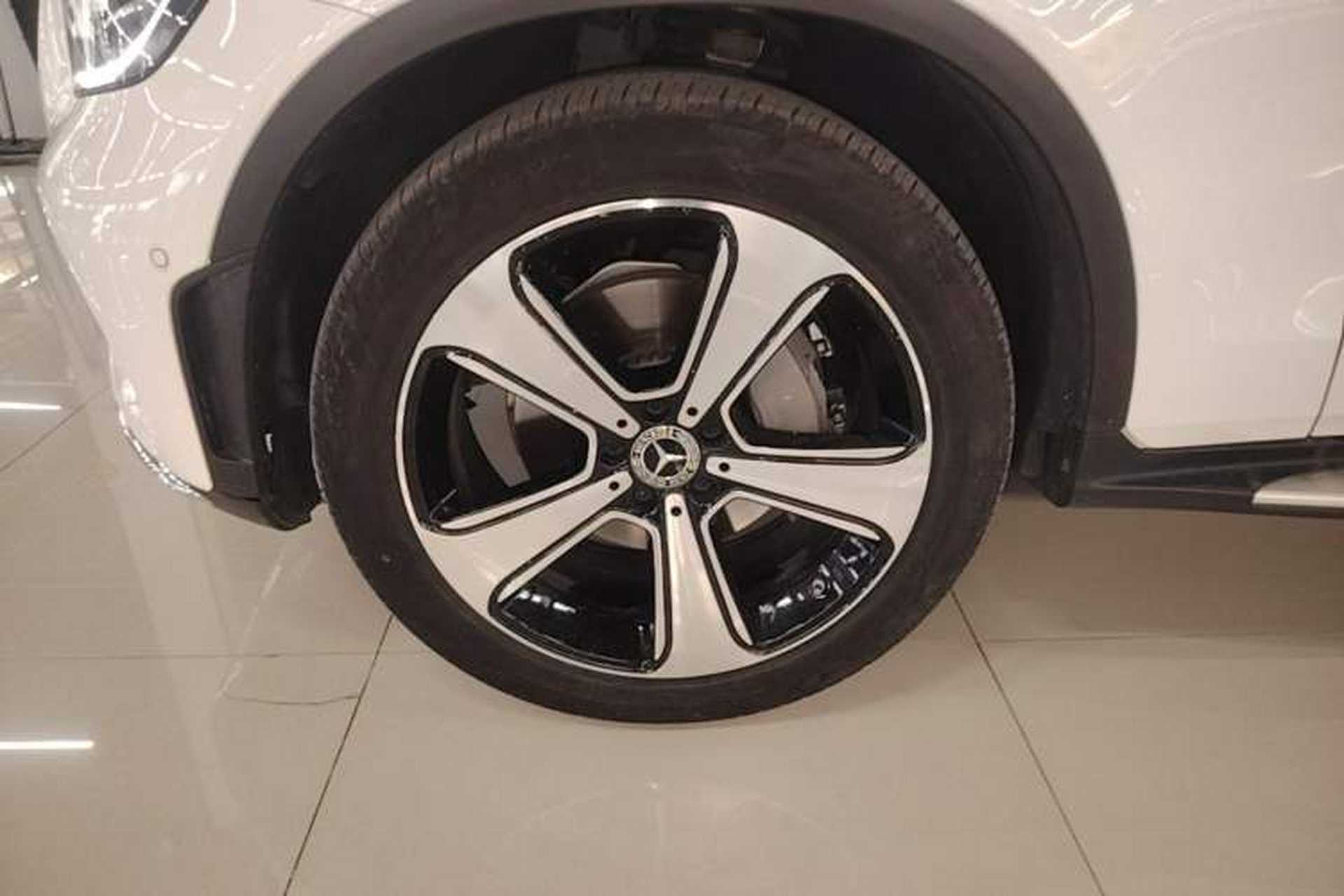 Used Mercedes-Benz GLC 2022 Refreshed GLC 300 L 4MATIC Dynamic Edition Prestige Version Left Front Wheel Hub