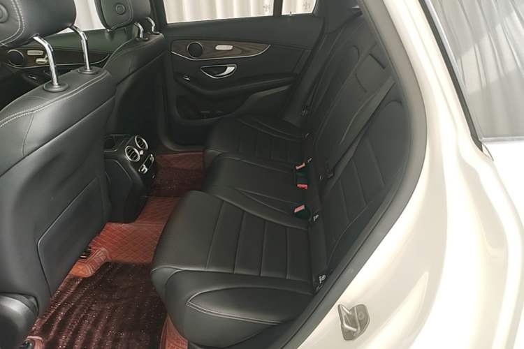 Used Mercedes-Benz GLC 2022 GLC 260 L 4MATIC Luxury Model Left Rear Seat