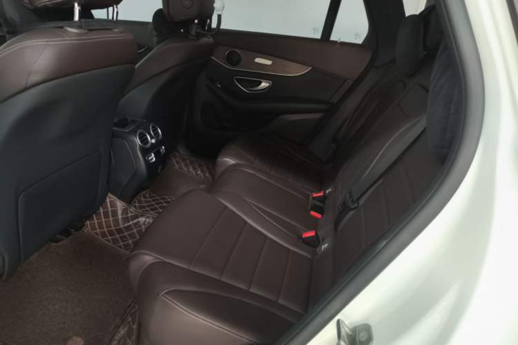 Used Mercedes-Benz GLC 2022 GLC 260 L 4MATIC Luxury Model Left Rear Seat