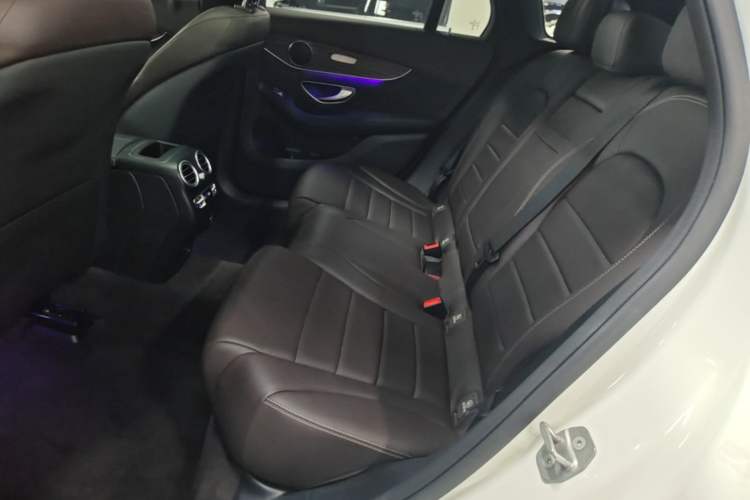 Used Mercedes-Benz GLC 2022 Refreshed GLC 300 L 4MATIC Dynamic Edition Prestige Version Left Rear Seat