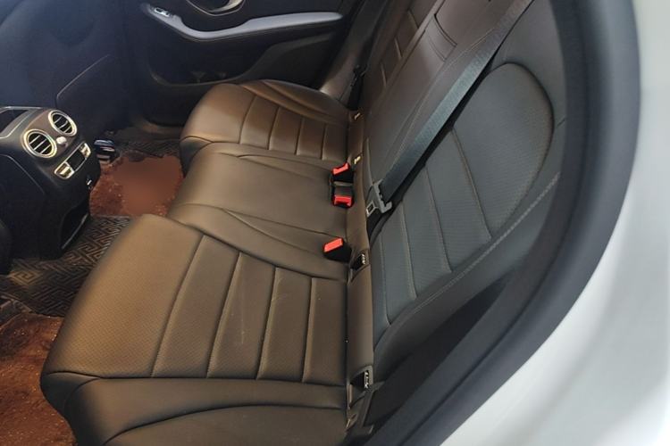 Used Mercedes-Benz GLC 2022 Refreshed GLC 300 L 4MATIC Dynamic Edition Prestige Version Left Rear Seat