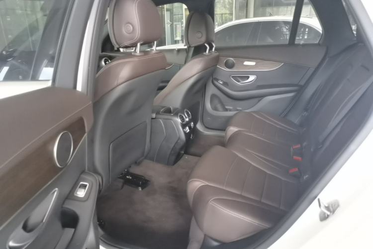 Used Mercedes-Benz GLC 2022 Refreshed GLC 300 L 4MATIC Dynamic Edition Prestige Version Left Rear Seat