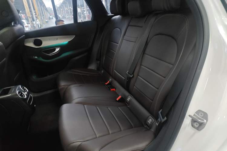 Used Mercedes-Benz GLC 2022 Facelifted GLC 260 L 4MATIC Dynamic Edition Left Rear Seat