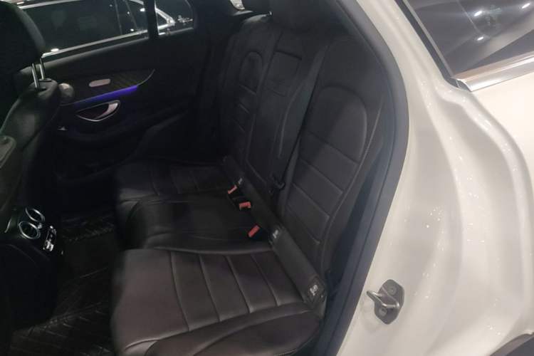 Used Mercedes-Benz GLC 2022 Refreshed GLC 300 L 4MATIC Dynamic Edition Prestige Version Left Rear Seat