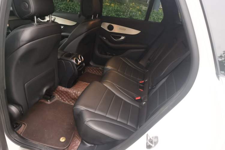 Used Mercedes-Benz GLC 2022 Refreshed GLC 260 L 4MATIC Dynamic Edition Left Rear Seat