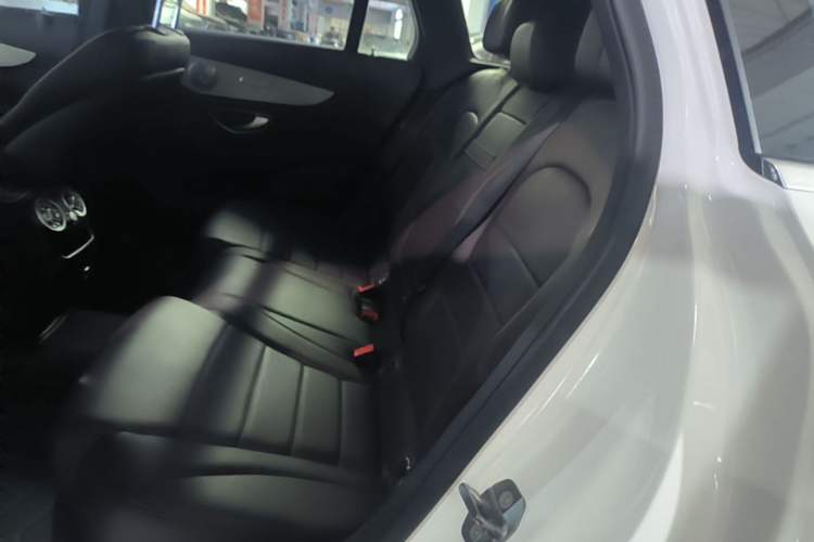 Used Mercedes-Benz GLC 2022 GLC 260 L 4MATIC Dynamic Edition Left Rear Seat