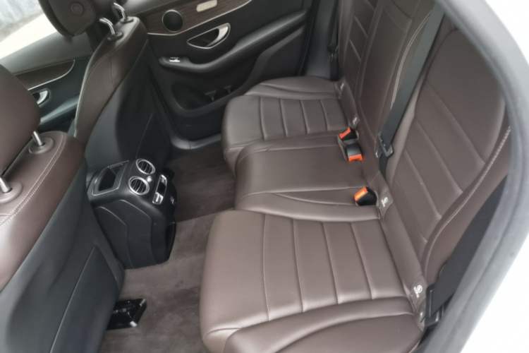 Used Mercedes-Benz GLC 2022 Refreshed GLC 300 L 4MATIC Dynamic Edition Prestige Version Left Rear Seat