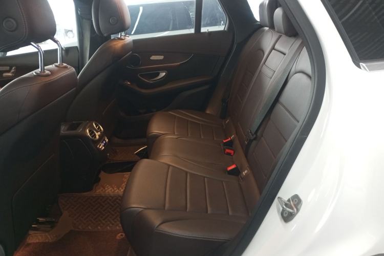 Used Mercedes-Benz GLC 2022 Facelift GLC 260 L 4MATIC Luxury Edition Left Rear Seat