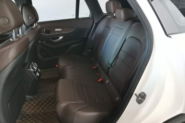 Used Mercedes-Benz GLC 2022 GLC 300 L 4MATIC Dynamic Edition Prestige Model Left Rear Seat