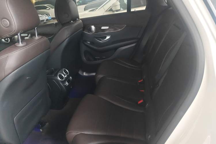 Used Mercedes-Benz GLC 2022 Refreshed GLC 300 L 4MATIC Dynamic Edition Prestige Version Left Rear Seat