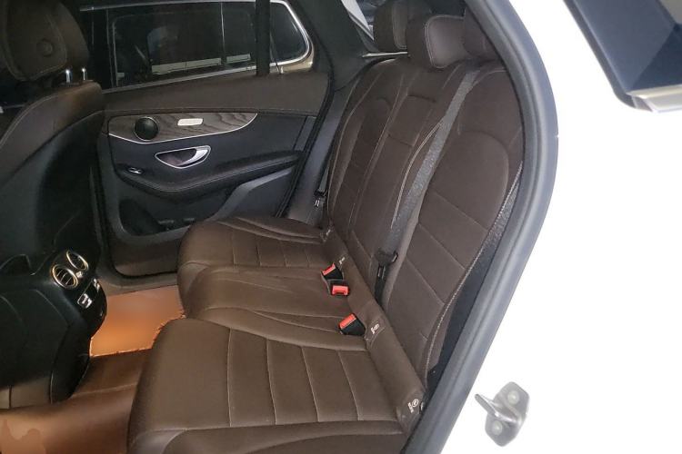 Used Mercedes-Benz GLC 2022 Second Facelift GLC 260 L 4MATIC Luxury Edition Left Rear Seat
