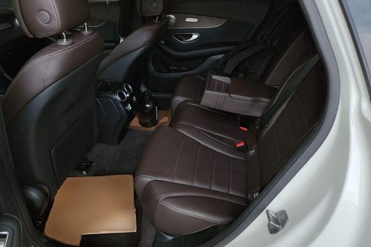 Used Mercedes-Benz GLC 2022 Refreshed GLC 300 L 4MATIC Dynamic Edition Prestige Version Left Rear Seat