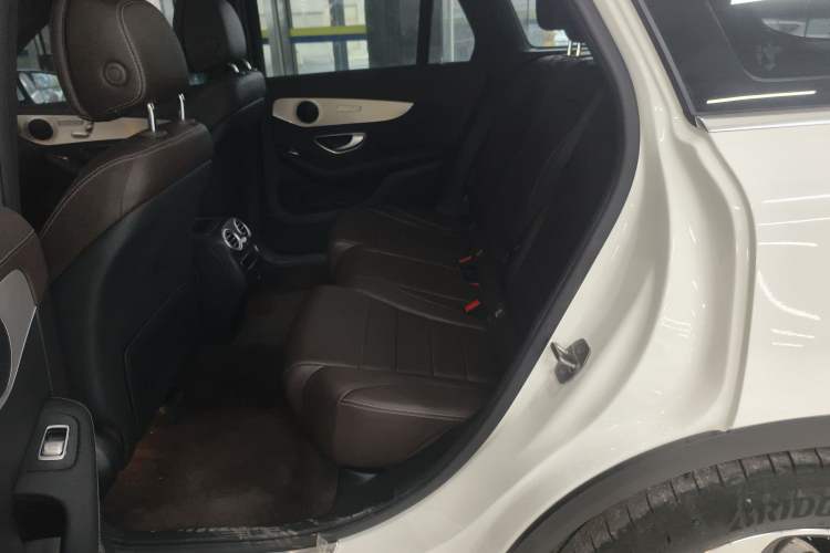 Used Mercedes-Benz GLC 2022 Facelifted GLC 260 L 4MATIC Dynamic Edition Left Rear Seat