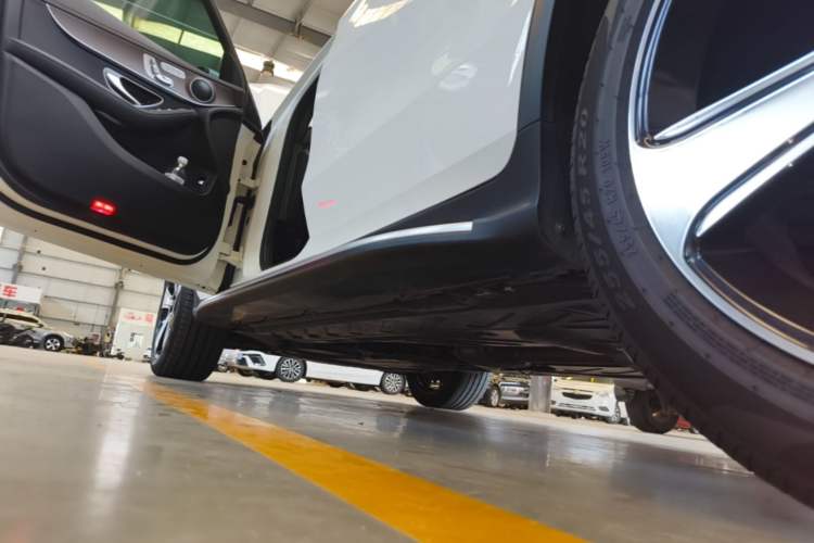 Used Mercedes-Benz GLC 2022 Refreshed GLC 300 L 4MATIC Dynamic Edition Prestige Version Left Side Sill