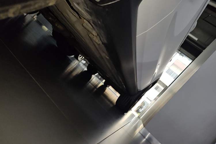 Used Mercedes-Benz GLC 2022 Facelifted GLC 260 L 4MATIC Dynamic Edition Left Side Sill