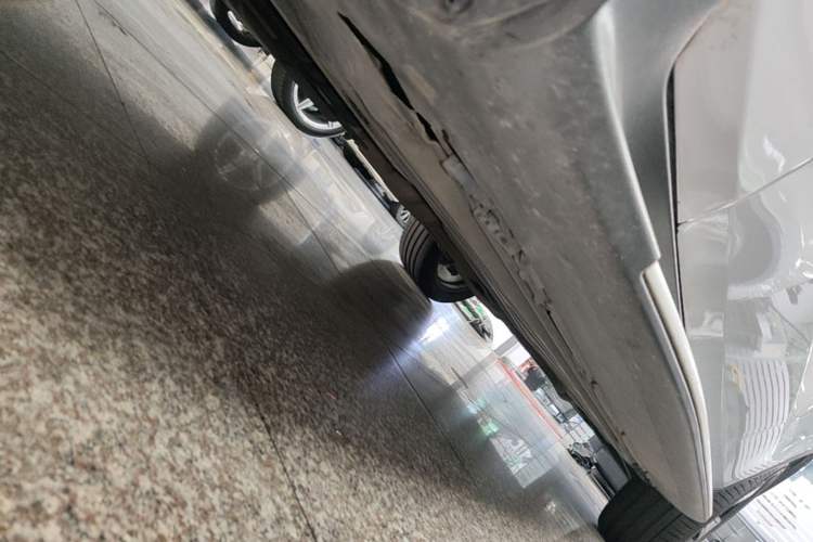 Used Mercedes-Benz GLC 2022 GLC 300 L 4MATIC Dynamic Edition Prestige Model Left Side Sill