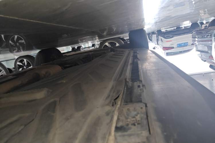 Used Mercedes-Benz GLC 2022 Second Facelift GLC 260 L 4MATIC Dynamic Edition Left Side Sill