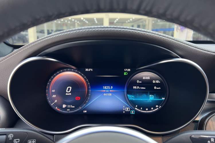Used Mercedes-Benz GLC 2022 Refreshed GLC 300 L 4MATIC Dynamic Edition Prestige Version Odometer Close Up
