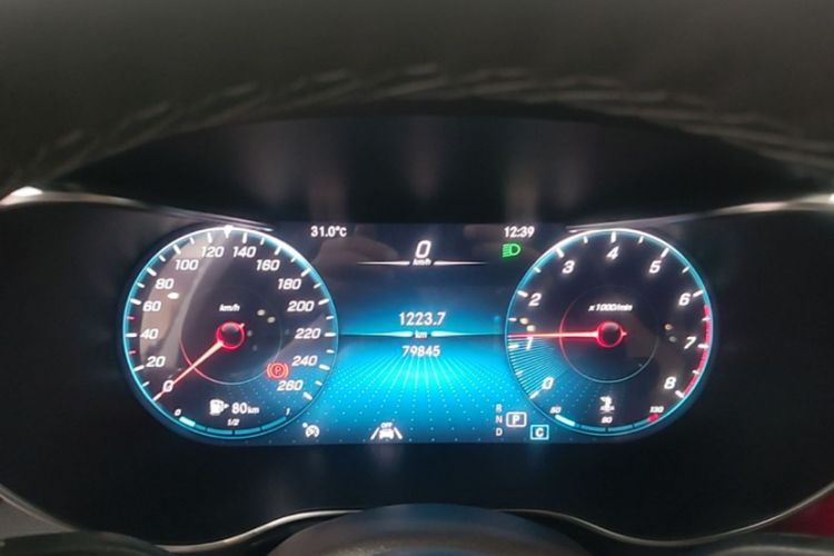 Used Mercedes-Benz GLC 2022 Refreshed GLC 300 L 4MATIC Dynamic Edition Prestige Version Odometer Close Up