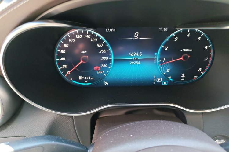 Used Mercedes-Benz GLC 2022 Refreshed GLC 300 L 4MATIC Dynamic Edition Prestige Version Odometer Close Up