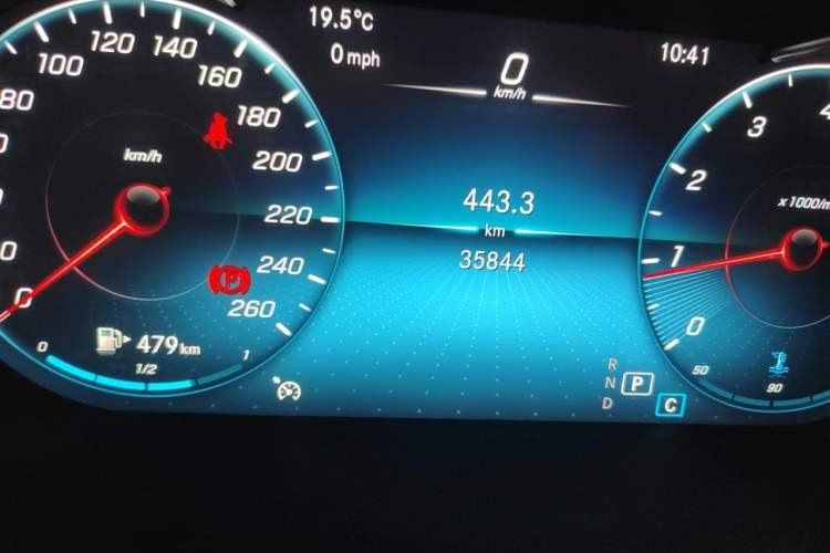 Used Mercedes-Benz GLC 2022 GLC 300 L 4MATIC Dynamic Edition Prestige Model Odometer Close Up