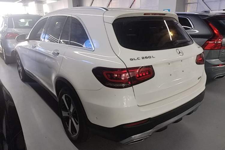 Used Mercedes-Benz GLC 2022 Second Facelift GLC 260 L 4MATIC Dynamic Edition Rear Left 45 Deg