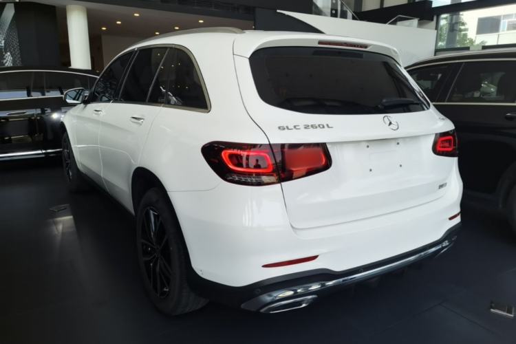Used Mercedes-Benz GLC 2022 Facelift GLC 260 L 4MATIC Luxury Edition Rear Left 45 Deg